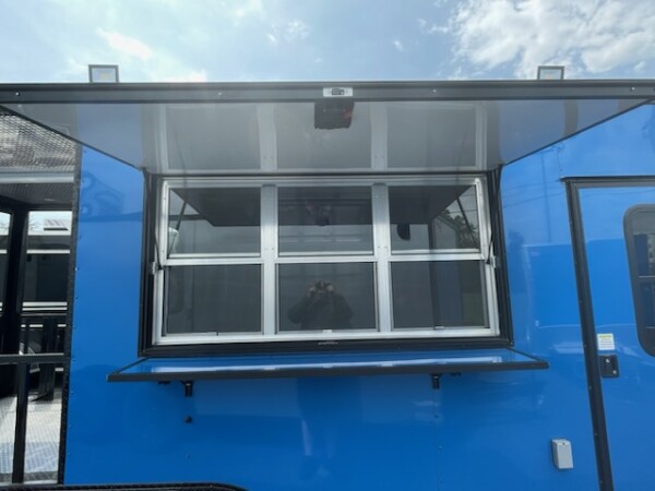 8.5 X 22 TA3 BBQ Trailer / Food Trailer in Blue