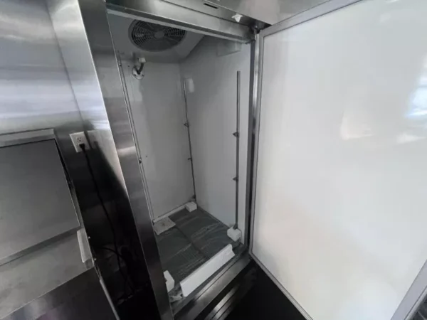 fully equipped food truck for sale